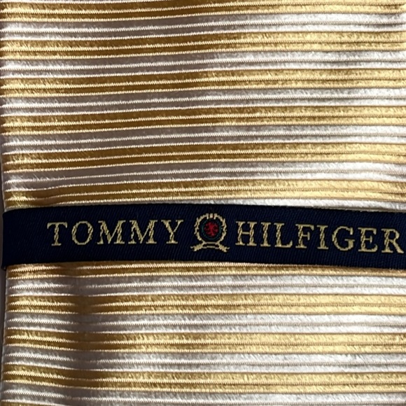 Tommy Hilfiger Men’s Tie NWT Silk Yellow - Picture 8 of 9